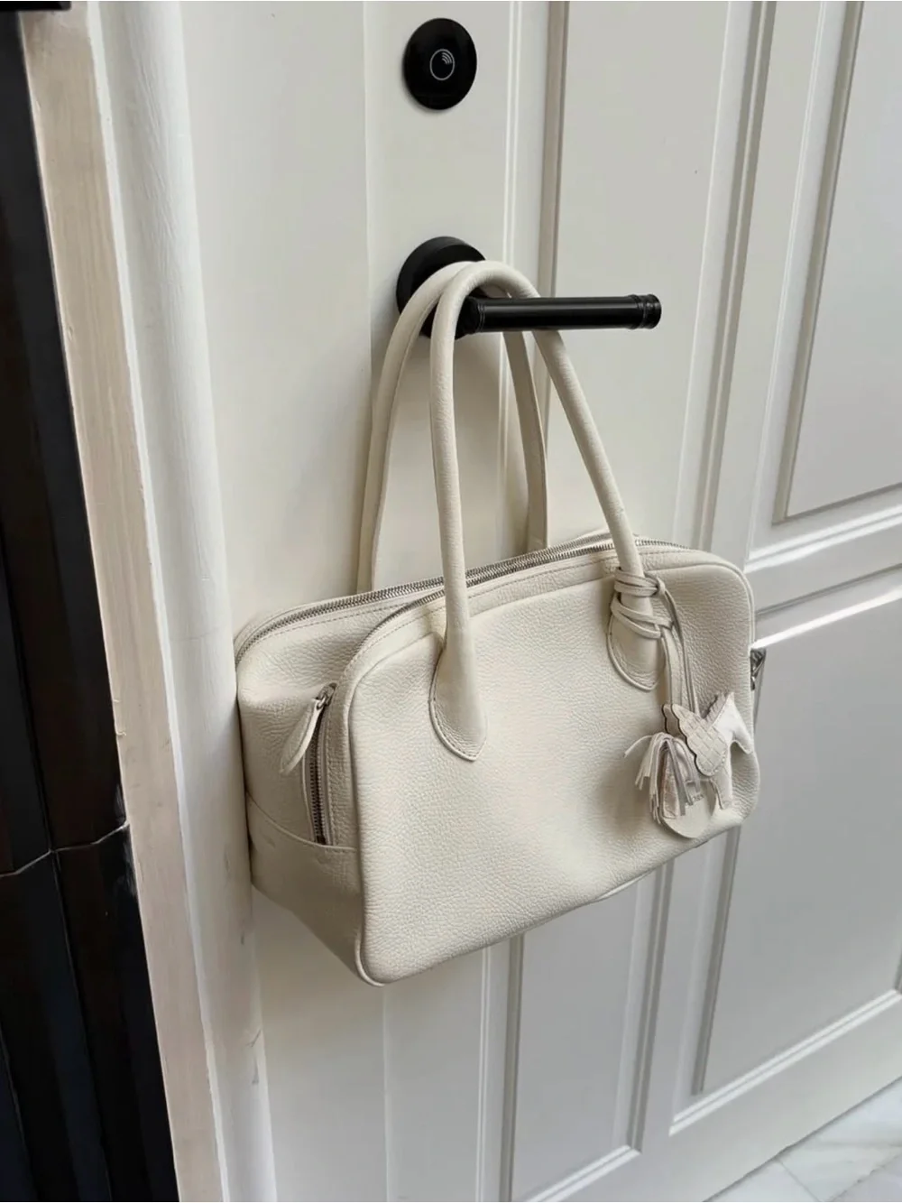 ELBORN Bonner Square Leather Bag – White